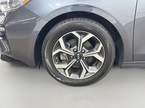 Used 2020 Kia Forte LXS FWD image 29
