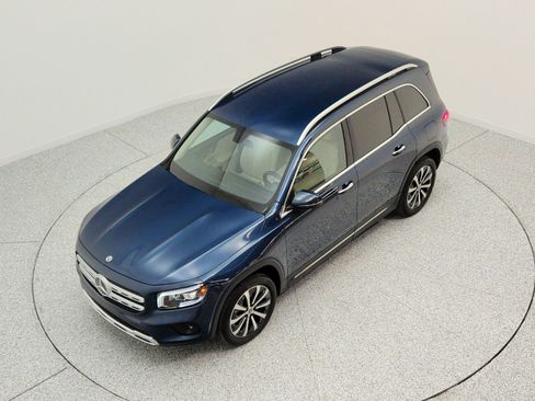 Used 2022 Mercedes-Benz GLB 250 image 22