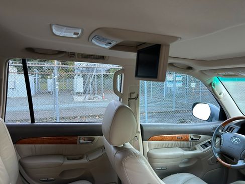 Used 2006 Lexus GX 470 image 12