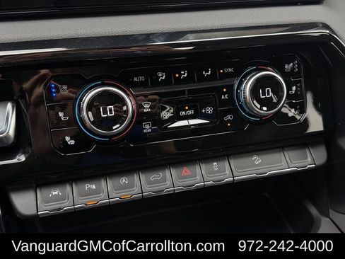 New 2026 GMC Sierra 1500 AT4 w/ AT4 Premium Package AWD/4WD image 16