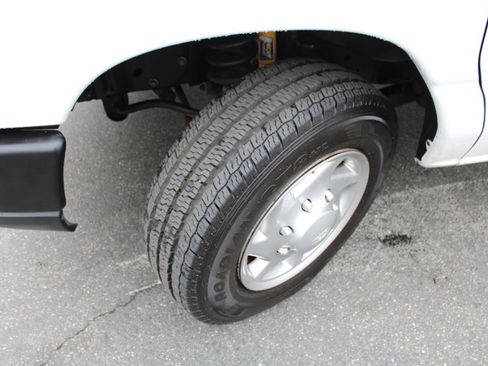 Used 2013 Ford E-150 and Econoline 150 w/ PWR Group image 18