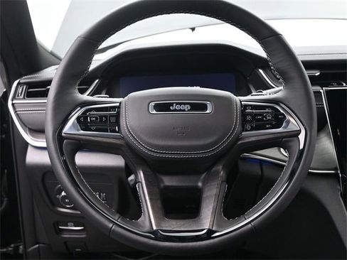 New 2025 Jeep Grand Cherokee Overland w/ Adv Protech Group III image 26