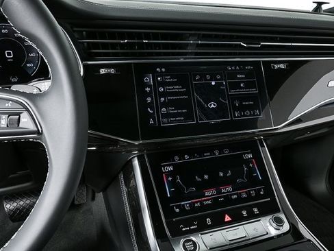 New 2025 Audi Q7 3.0T Prestige image 12