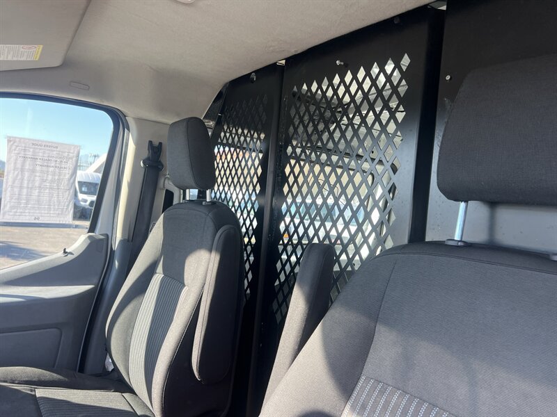 Used 2018 Ford Transit 250 130 Low Roof w/ Exterior Upgrade Package RWD image 18