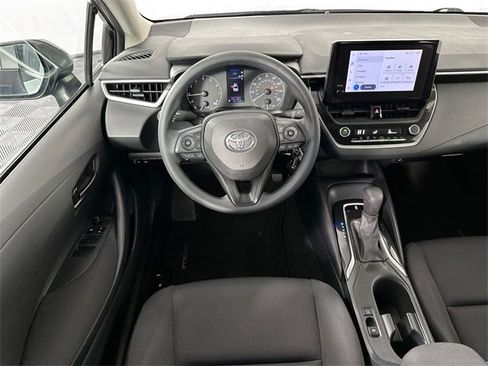 Used 2023 Toyota Corolla LE image 20