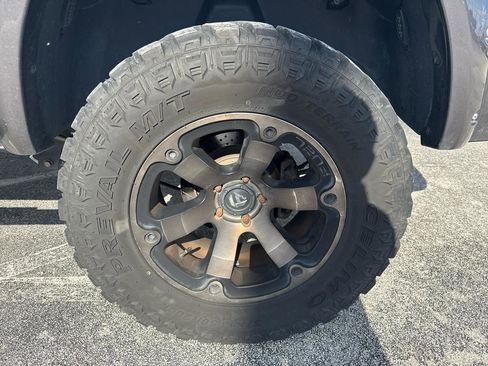 Used 2015 RAM 1500 Express AWD/4WD image 39