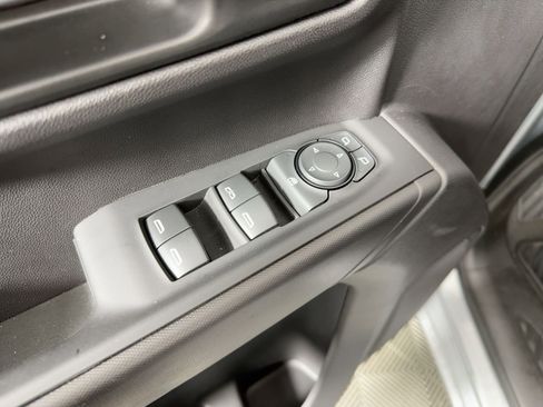 Used 2024 Chevrolet Silverado 1500 Custom image 11