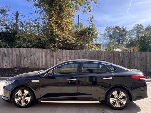 Used 2017 Kia Optima EX image 7
