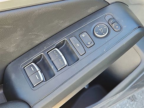 New 2026 Acura Integra image 18