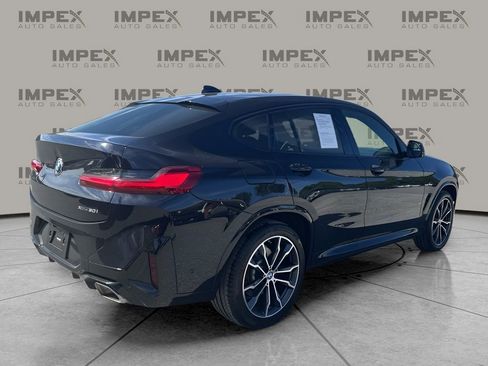 Used 2022 BMW X4 xDrive30i w/ M Sport Package 2 image 5