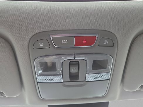 New 2025 Kia Telluride S image 20