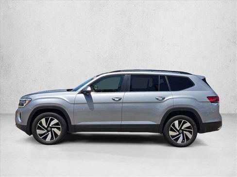 Used 2026 Volkswagen Atlas SE AWD/4WD image 9