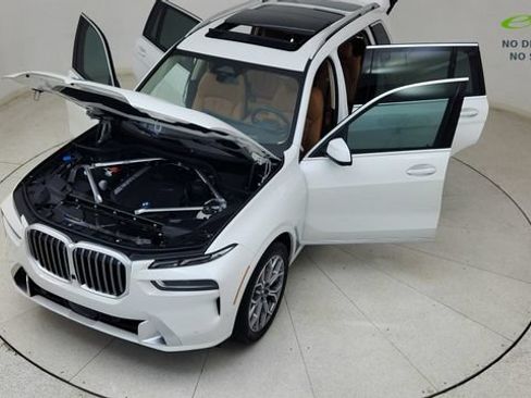 Used 2026 BMW X7 xDrive40i AWD/4WD image 89
