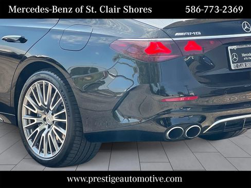 Used 2025 Mercedes-Benz E 53 AMG e 4MATIC Sedan image 4