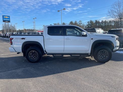 Used 2026 Nissan Frontier PRO-4X w/ Pro Premium Package image 9