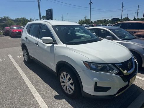 Used 2018 Nissan Rogue S AWD/4WD image 20