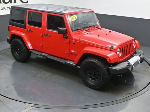 Used 2015 Jeep Wrangler Unlimited Sahara AWD/4WD image 47