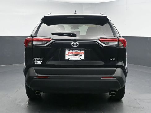 Used 2024 Toyota RAV4 XLE image 7