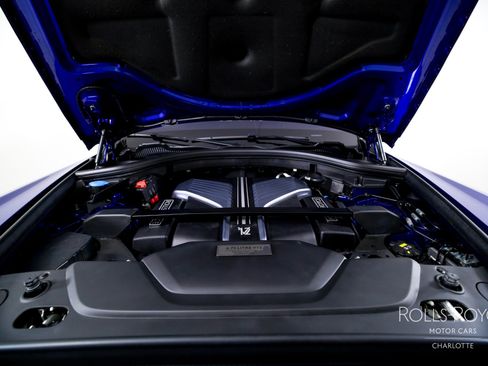 Used 2021 Rolls-Royce Cullinan Black Badge image 33