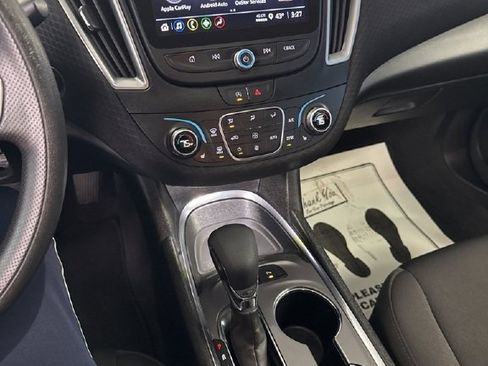 Used 2025 Chevrolet Malibu LT image 20