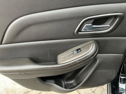 Used 2016 Chevrolet Malibu LT w/ Power Convenience Package FWD image 12
