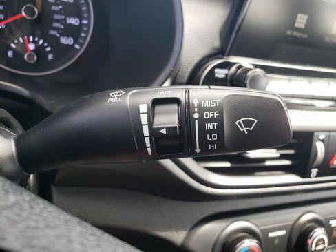 Certified 2021 Kia Forte LXS FWD image 26