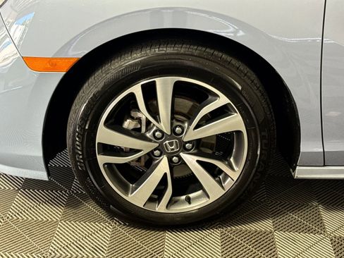 Used 2023 Honda Odyssey Touring image 12