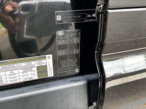 Used 2021 Land Rover Defender 110 X-Dynamic SE AWD/4WD image 36