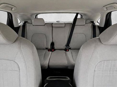 Used 2025 Honda HR-V LX image 21