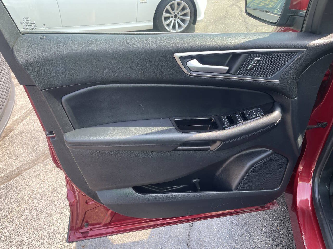 Used 2019 Ford Edge SEL w/ Equipment Group 201A AWD/4WD image 11
