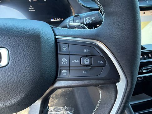 New 2026 Jeep Grand Cherokee L Limited image 25