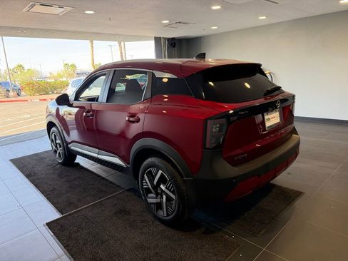 Used 2026 Nissan Kicks SV image 7