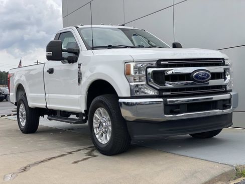 Used 2022 Ford F350 XL w/ STX Appearance Package AWD/4WD image 2