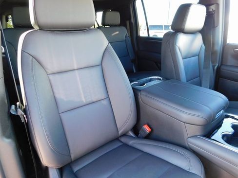 New 2026 Chevrolet Suburban Z71 w/ Comfort Package image 22