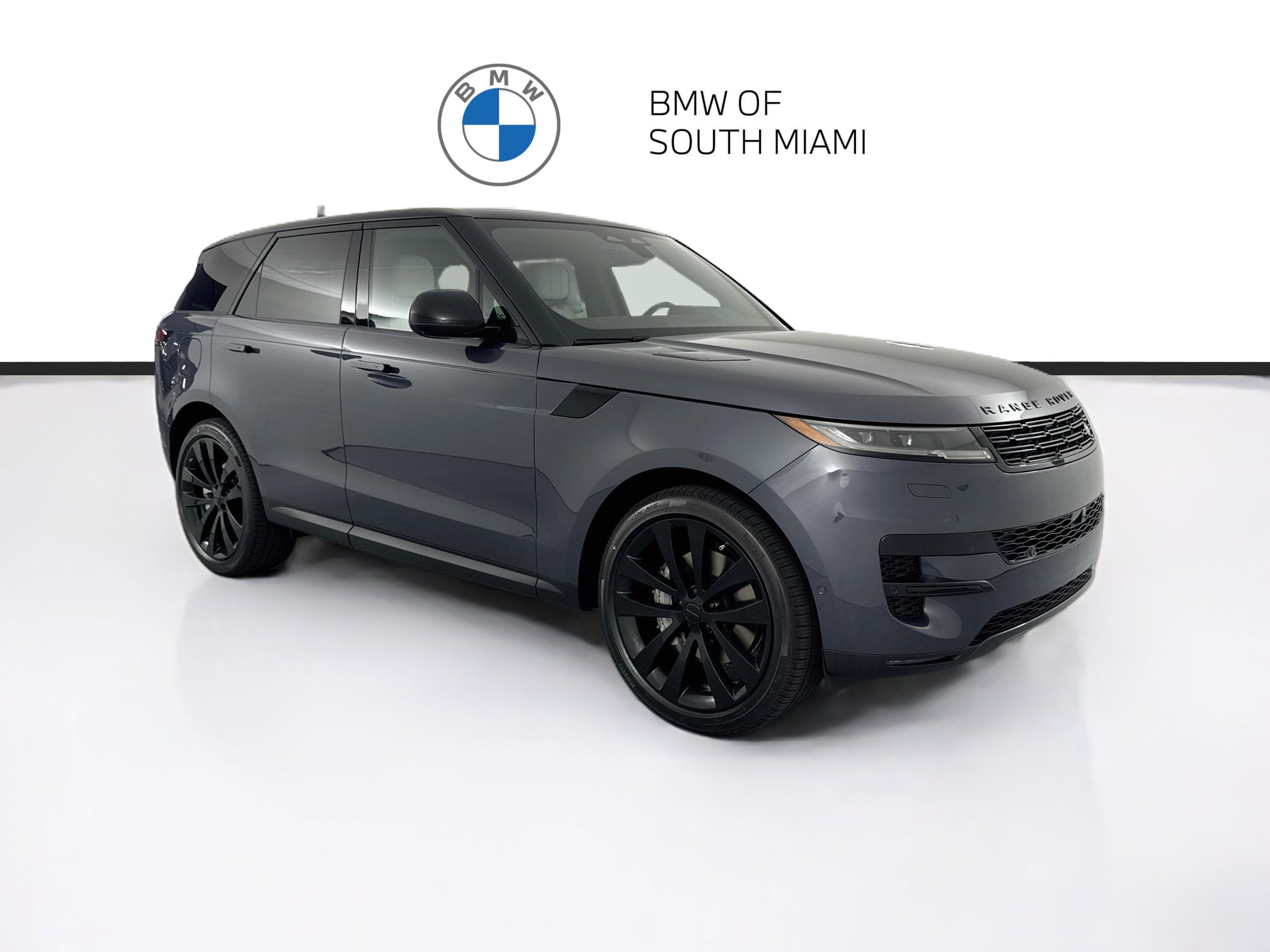 Used 2026 Land Rover Range Rover Sport SE AWD/4WD image 1