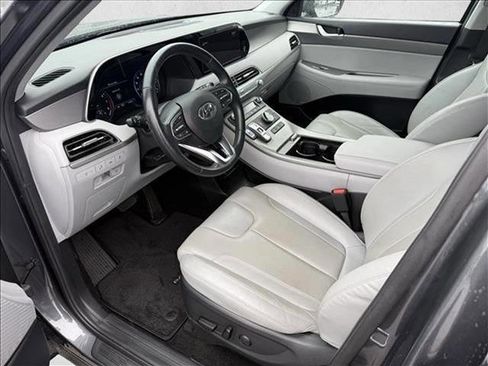 Used 2021 Hyundai Palisade SEL w/ Winter Package image 9