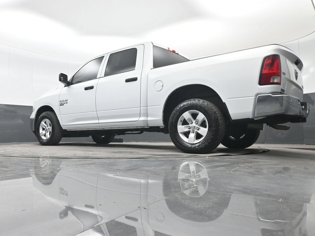Used 2022 RAM 1500 Classic SLT w/ Electronics Group AWD/4WD image 28