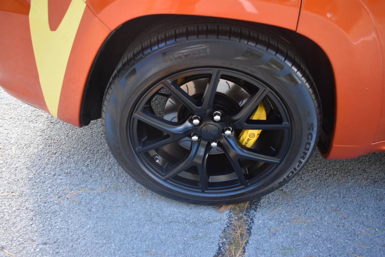 Used 2018 Jeep Grand Cherokee Trackhawk AWD/4WD image 48