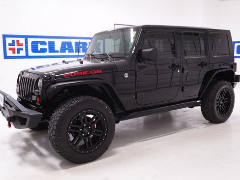Used 2008 Jeep Wrangler Unlimited Rubicon w/ Dual Top Group AWD/4WD image 28