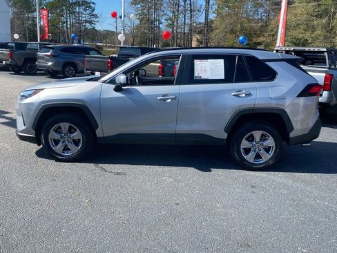 Used 2023 Toyota RAV4 XLE w/ Convenience Package image 4