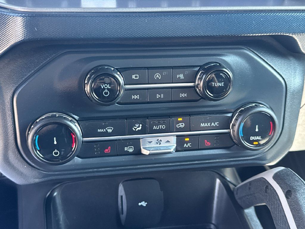 Used 2022 Ford Bronco Outer Banks AWD/4WD image 40