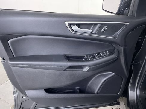Used 2020 Ford Edge SEL AWD/4WD image 10