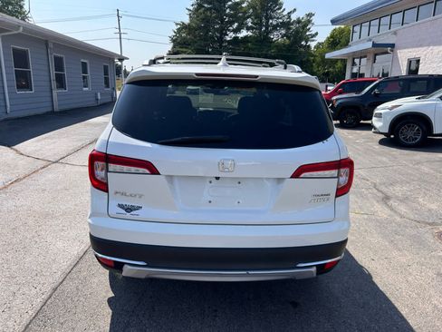 Used 2019 Honda Pilot Touring image 4