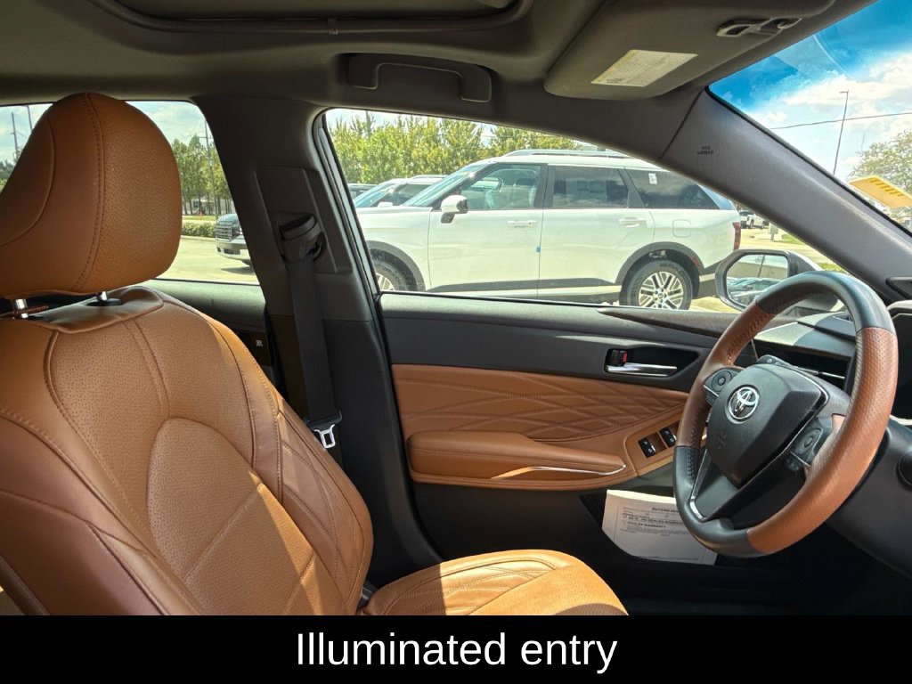 Used 2019 Toyota Avalon Limited FWD image 13