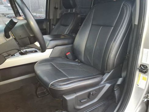 Used 2019 Ford F150 Lariat image 10