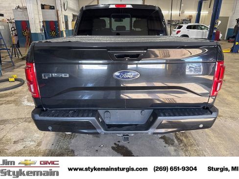 Used 2015 Ford F150 Lariat w/ Equipment Group 502A Luxury AWD/4WD image 11
