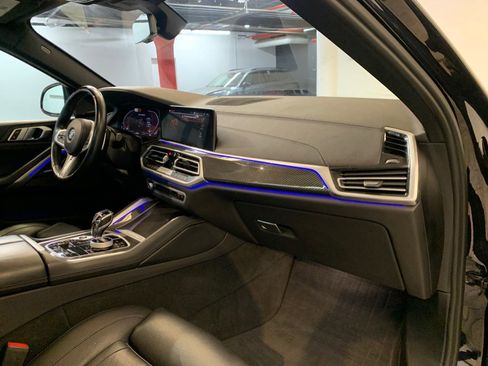 Used 2023 BMW X6 M50i w/ Executive Package image 89