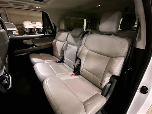 Certified 2025 Ford Expedition Max Active image 25