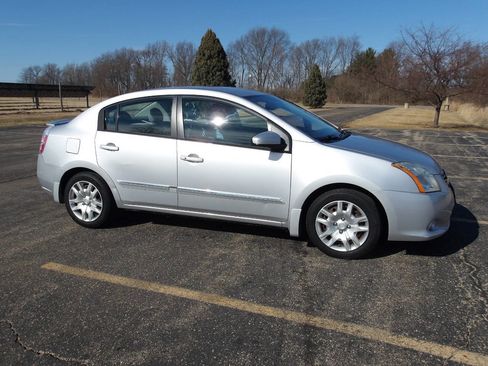 Used 2011 Nissan Sentra 2.0 S w/ Convenience Pkg image 1