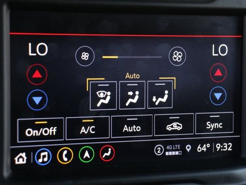 Used 2023 GMC Sierra 2500 AT4 w/ AT4 Preferred Package image 36